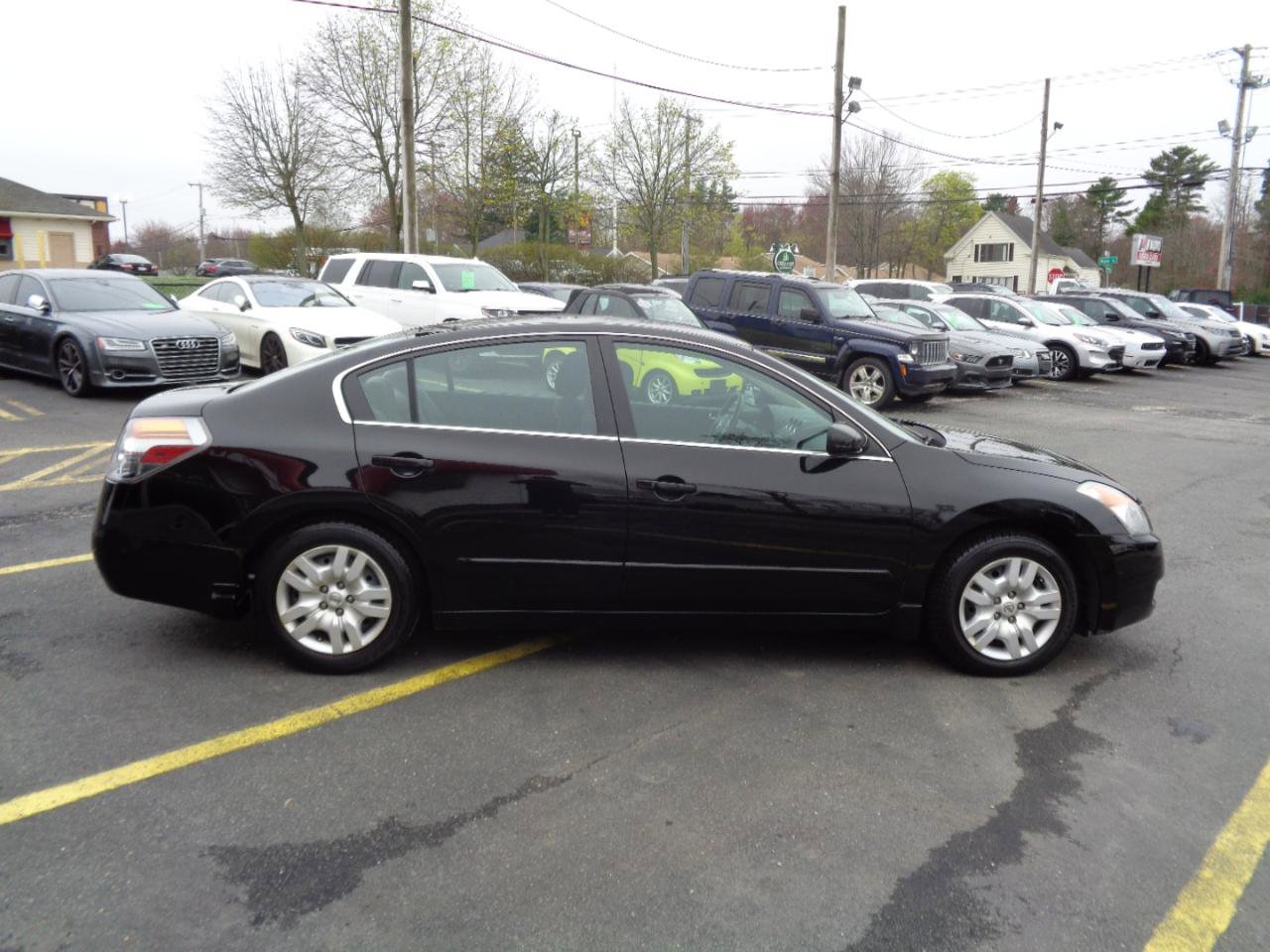 Used 2009 Nissan Altima 2.5 S FWD image 12