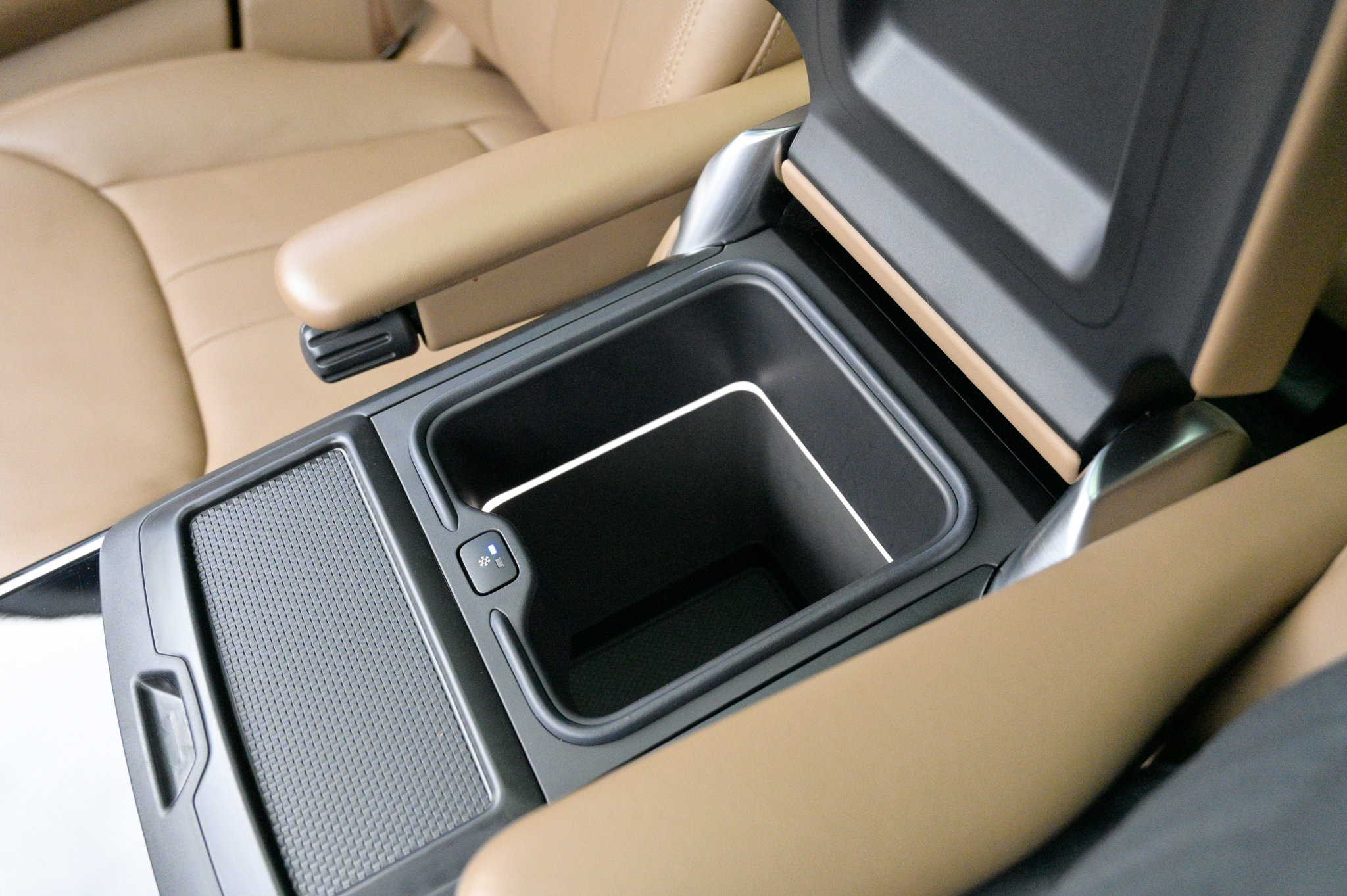 Used 2023 Land Rover Range Rover SE image 34