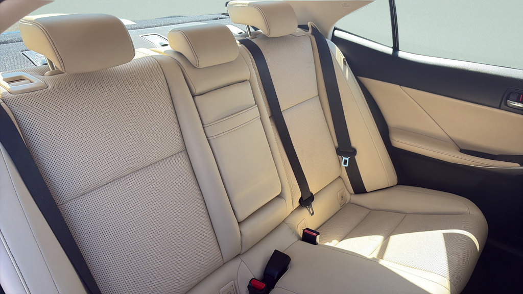 Used 2014 Lexus IS 250 AWD w/ Premium Package image 18