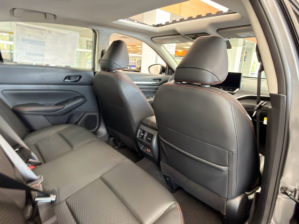 New 2026 Nissan Altima 2.5 SR FWD image 18