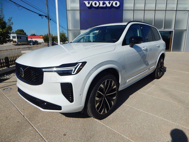 New 2026 Volvo XC90 B6 Ultra w/ Protection Package Premier image 2