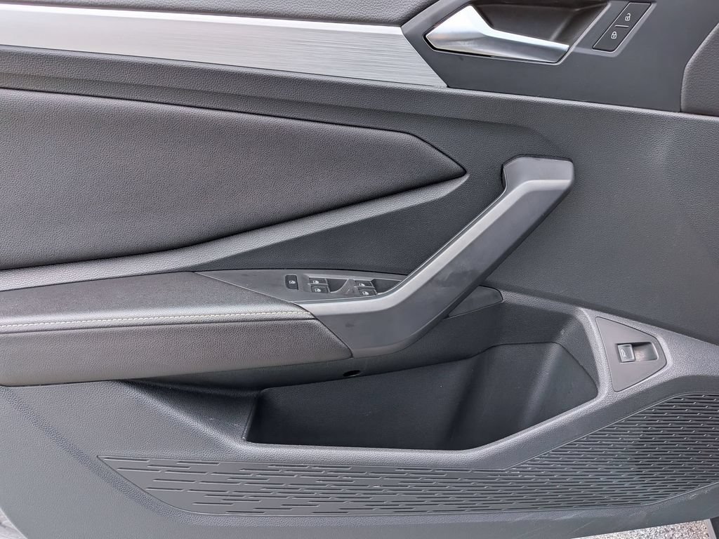 Used 2025 Volkswagen Jetta S FWD image 11