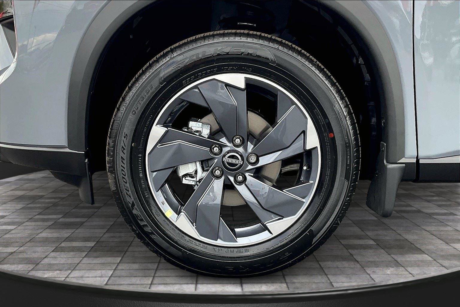 New 2026 Nissan Rogue SV image 11