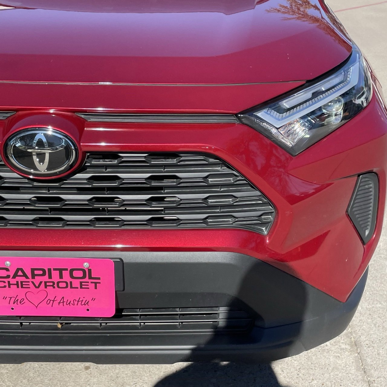 Used 2025 Toyota RAV4 XLE image 8