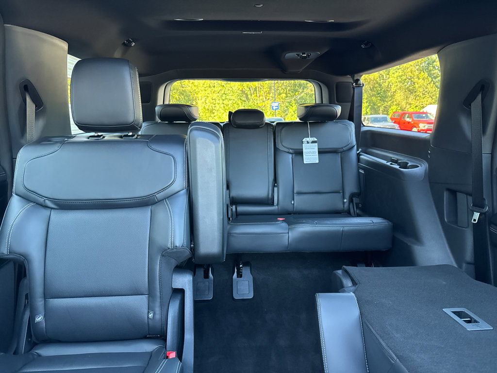 New 2025 Ford Expedition Max Platinum w/ Stealth Performance Package image 5