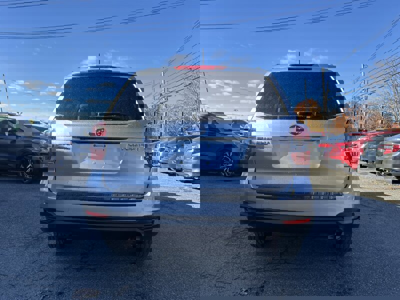 Used 2014 Subaru Forester 2.5i Premium w/ All-Weather Package image 5