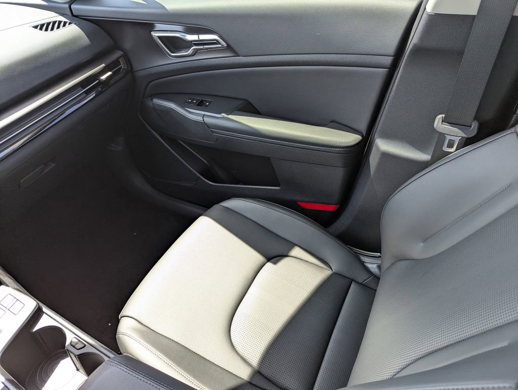New 2026 Kia Sportage EX image 16