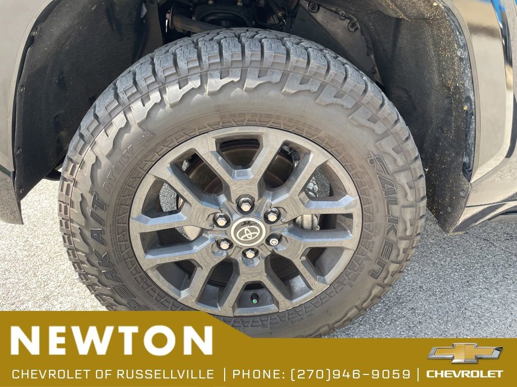 Used 2022 Toyota Tundra Platinum w/ Advanced Package AWD/4WD image 35
