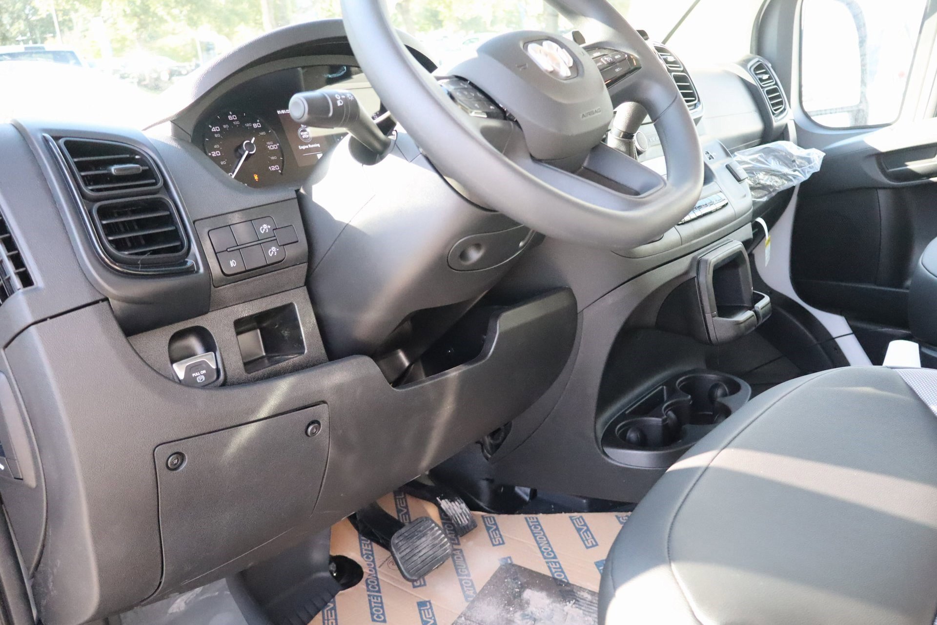 New 2026 RAM ProMaster 1500 w/ Convenience Group image 17