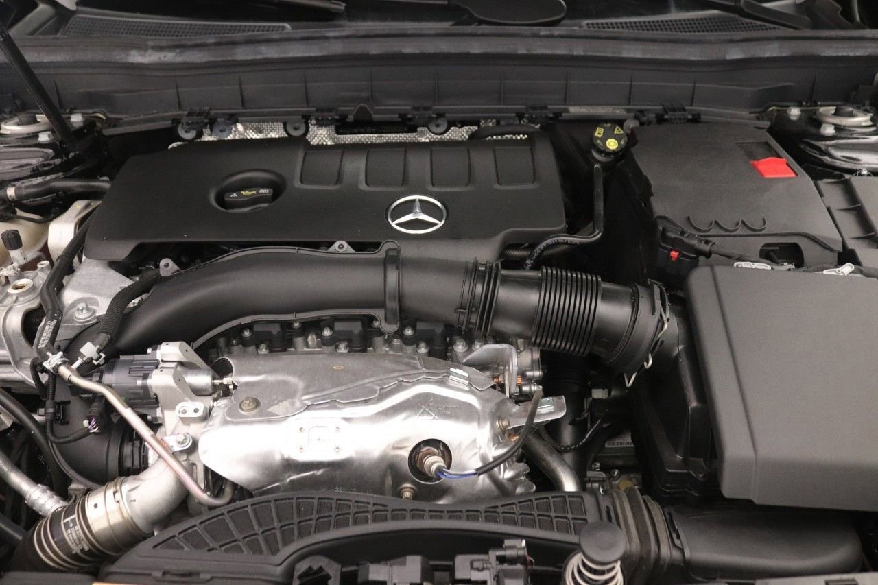 Certified 2023 Mercedes-Benz GLB 250 image 27