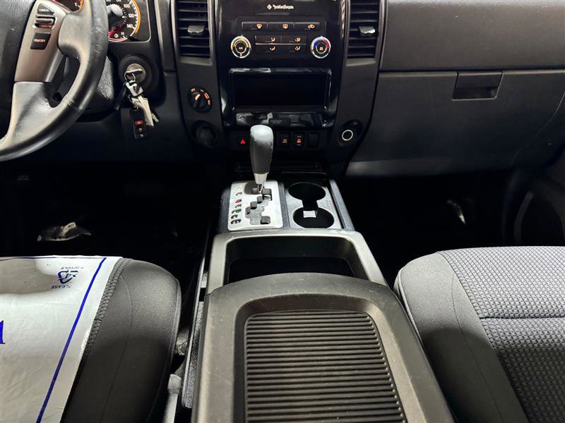 Used 2015 Nissan Titan SV w/ SV Value Truck Package image 17