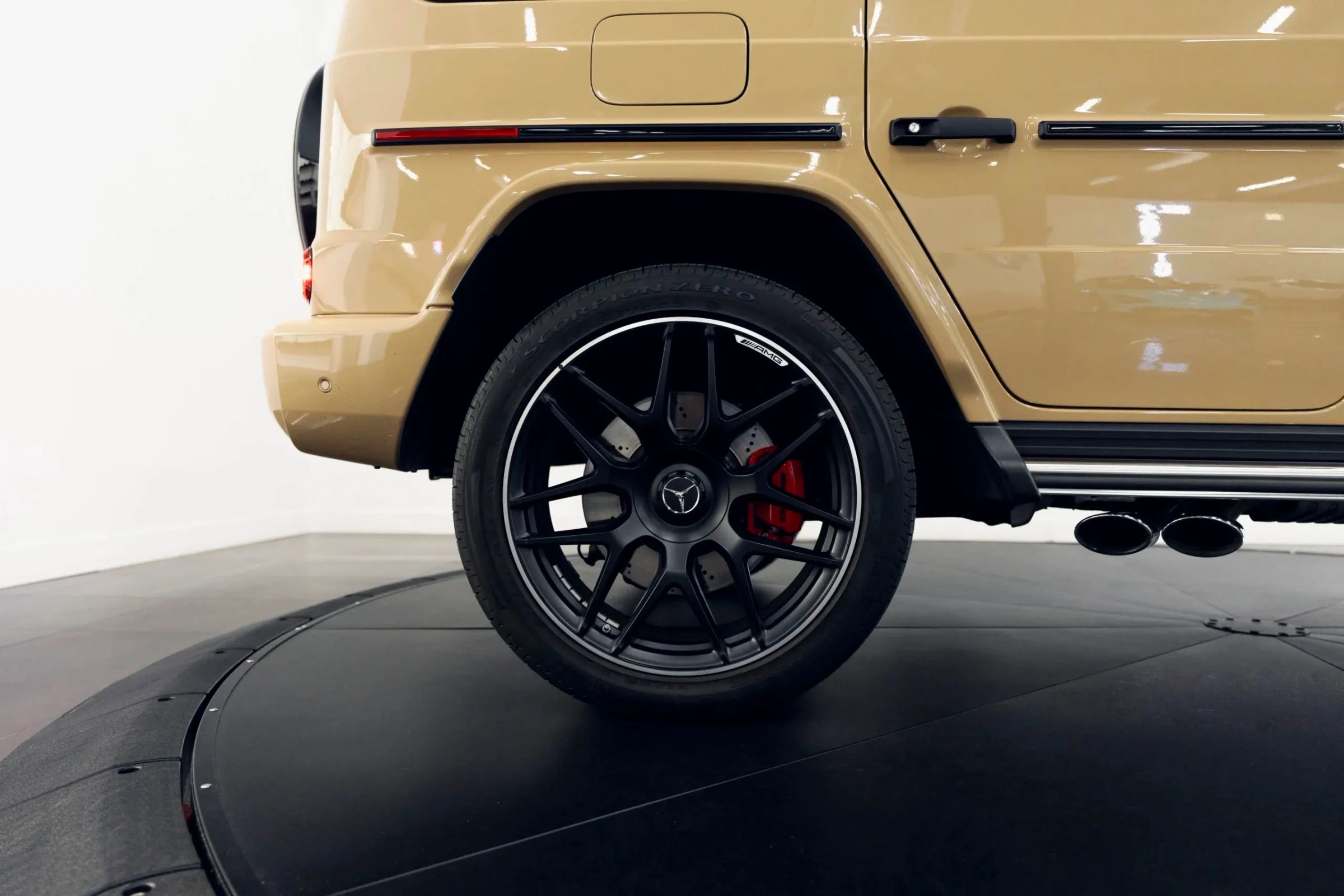 Used 2021 Mercedes-Benz G 63 AMG G 63 AMG Sport Utility 4D image 15