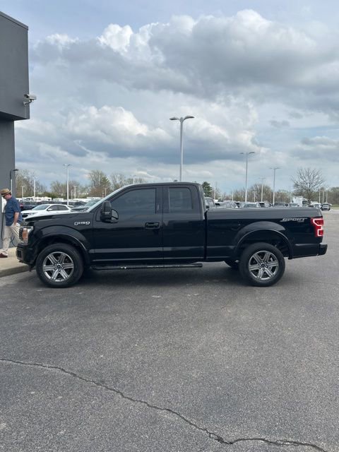 Used 2018 Ford F150 XLT w/ Equipment Group 302A Luxury image 3