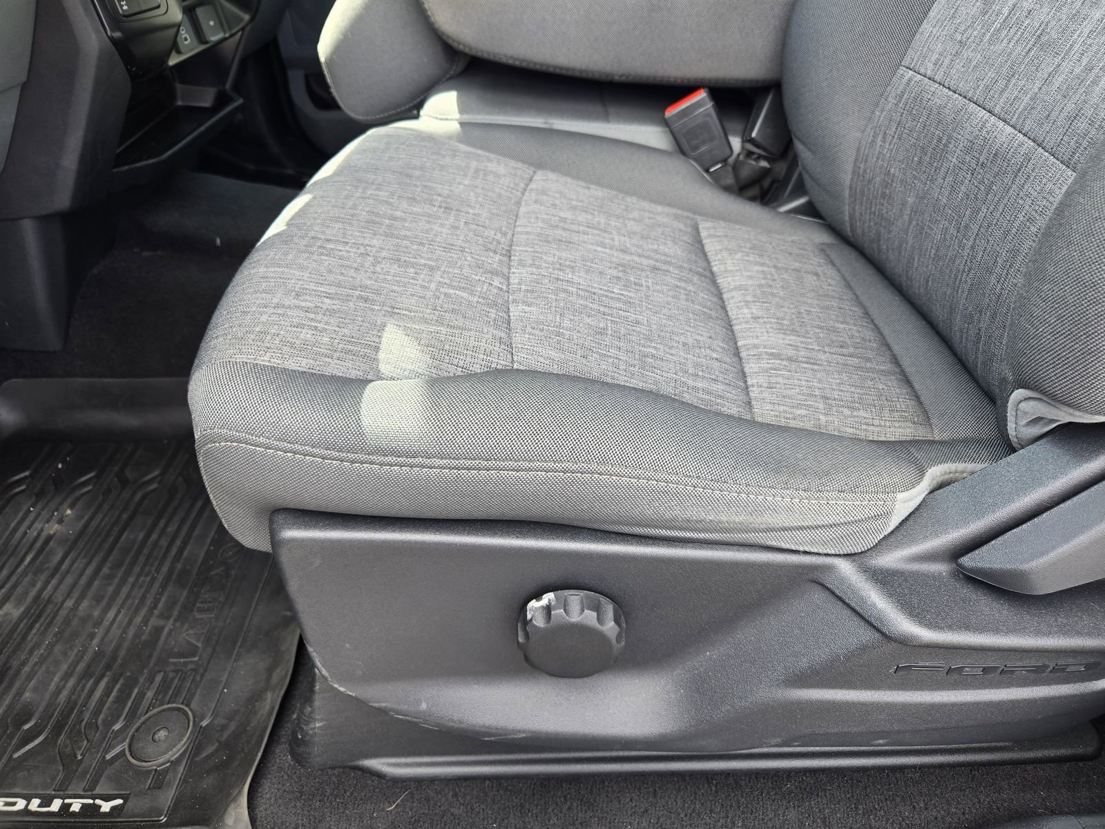 Used 2023 Ford F250 XL w/ STX Appearance Package image 22