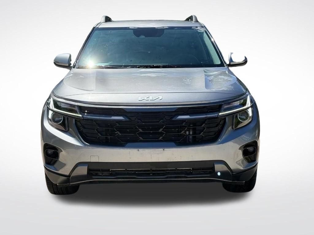 Used 2024 Kia Seltos X-Line AWD/4WD image 11