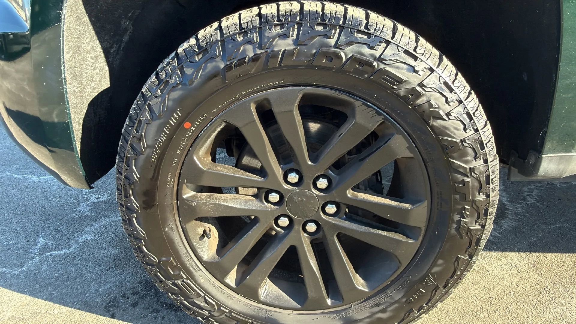 Used 2016 GMC Canyon SLT w/ Driver Alert Package image 11