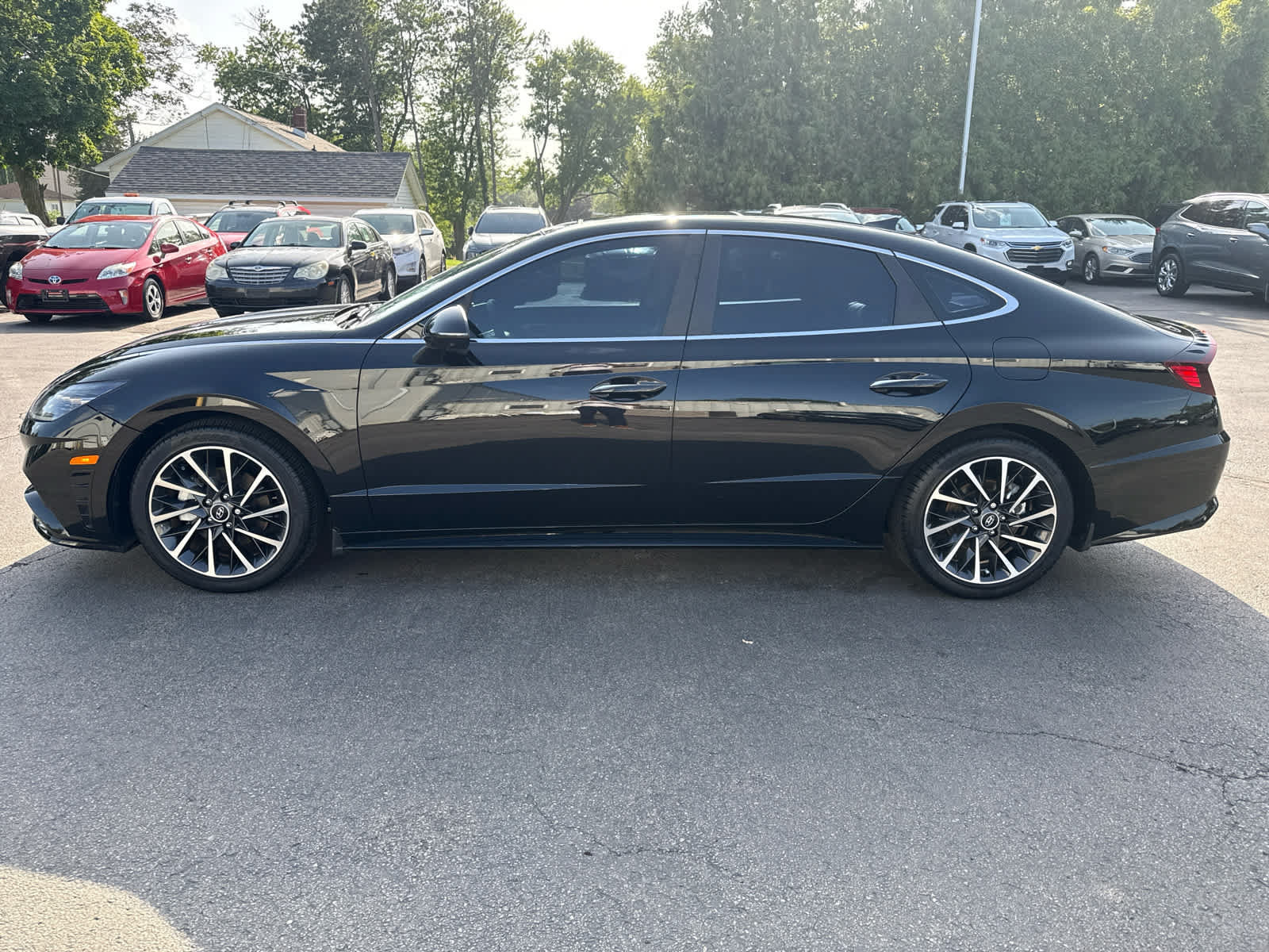 Used 2022 Hyundai Sonata Limited FWD image 6
