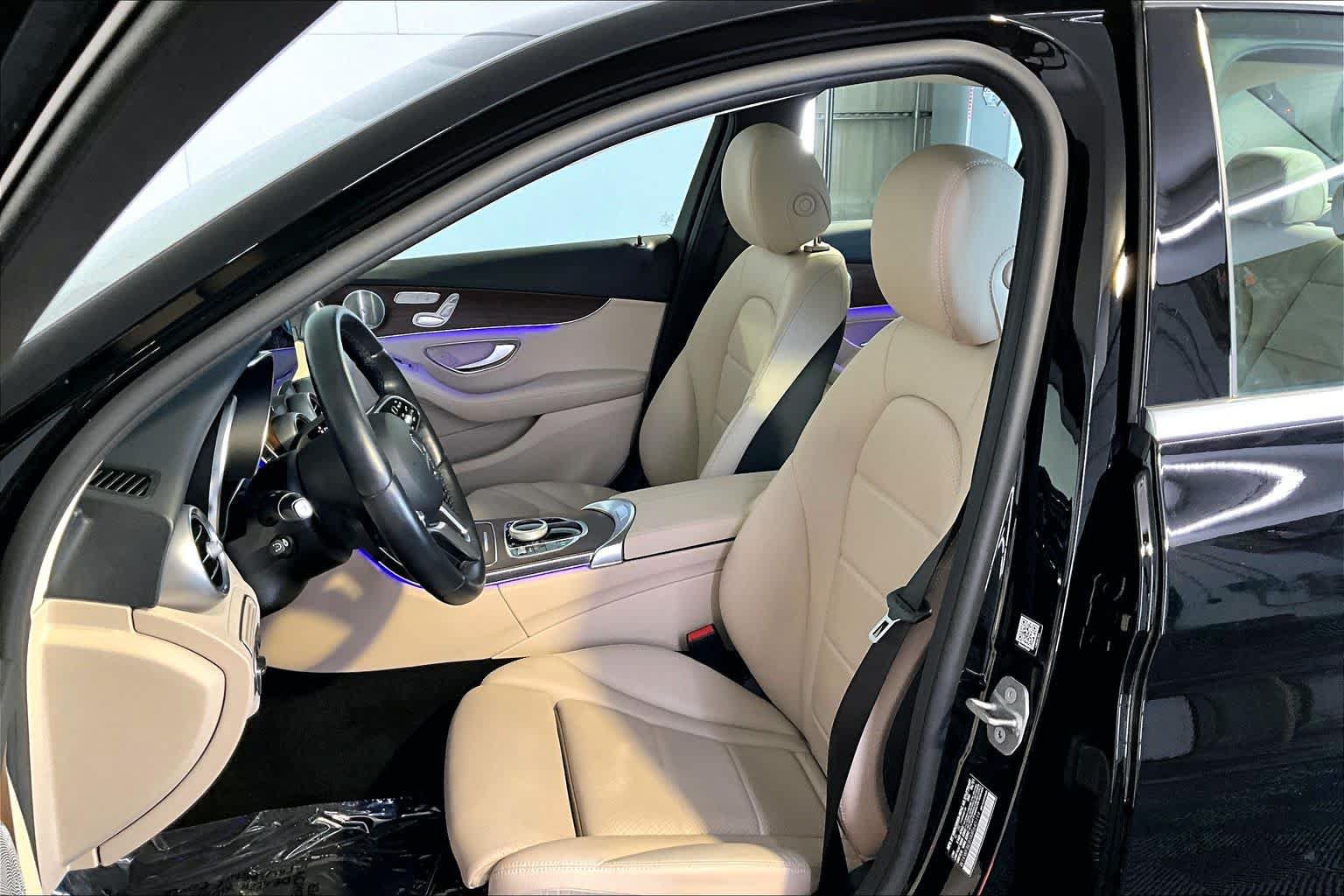 Used 2021 Mercedes-Benz C 300 4MATIC Sedan image 9