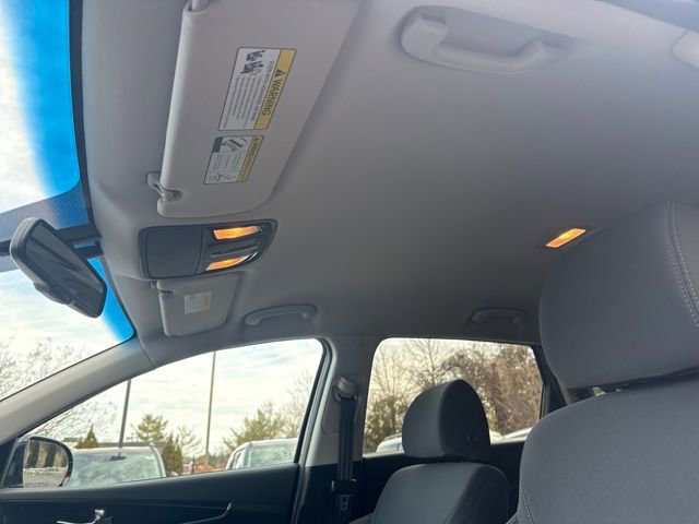 Used 2019 Kia Sorento LX w/ LX Convenience Package image 21