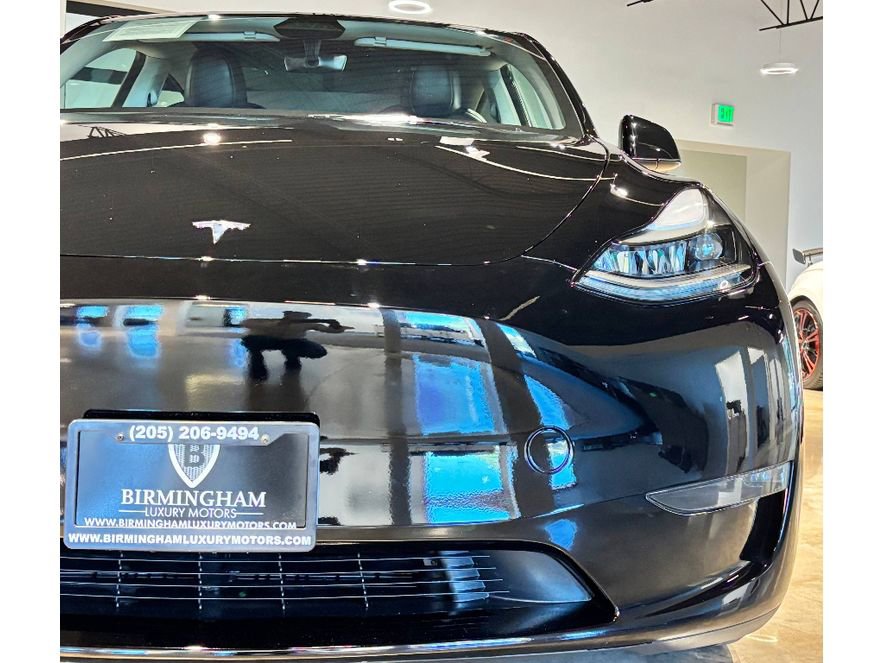 Used 2025 Tesla Model Y Performance image 5