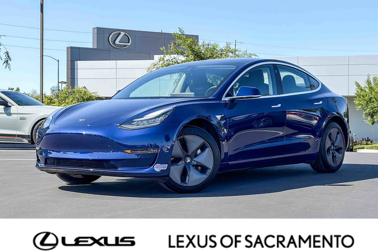 Used 2018 Tesla Model 3 Long Range image 1