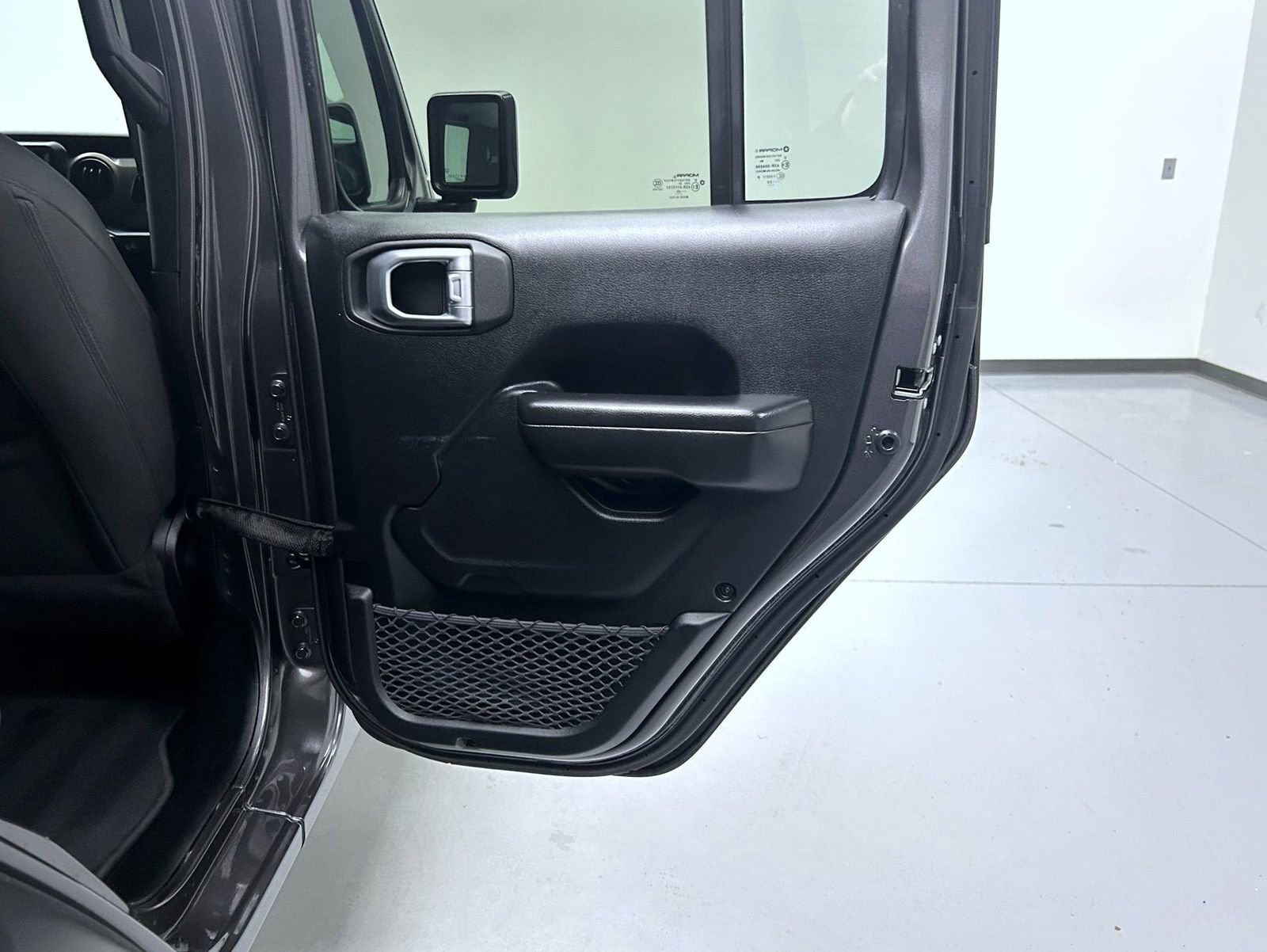 Used 2020 Jeep Wrangler Unlimited Sport S AWD/4WD image 17