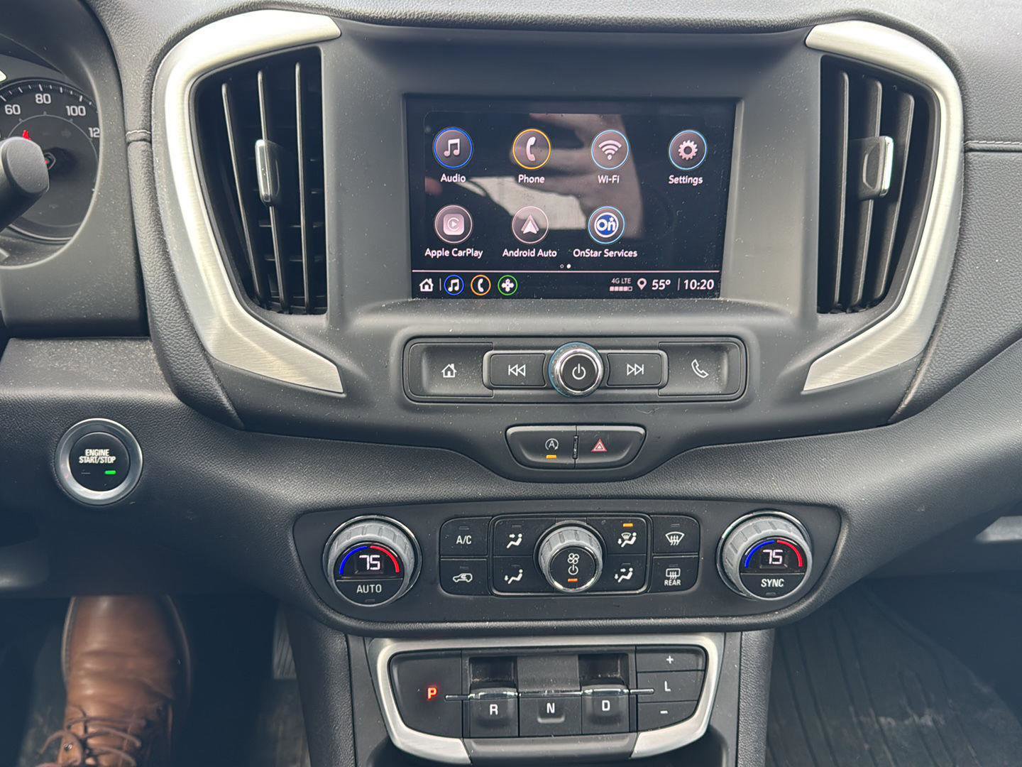 Used 2023 GMC Terrain SLE w/ Driver Convenience Package image 15