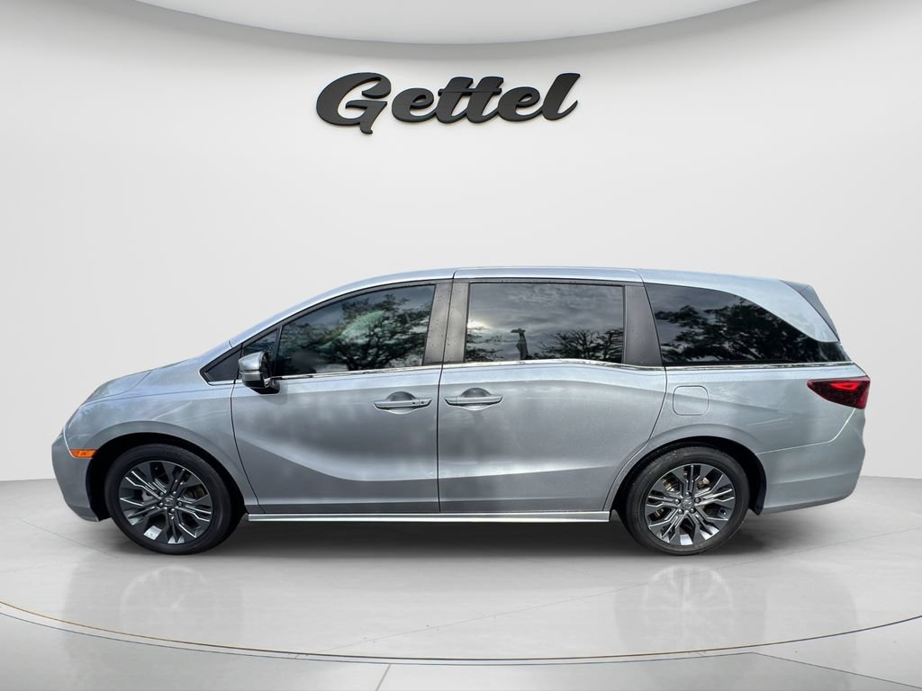 Used 2025 Honda Odyssey Touring image 8