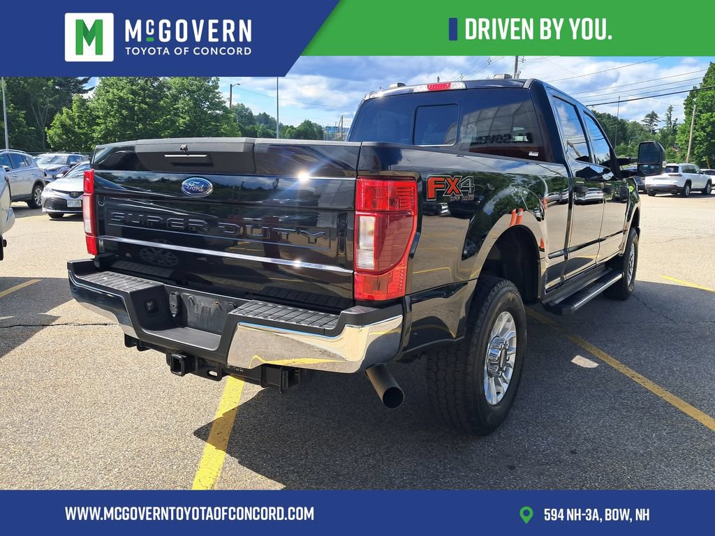 Used 2022 Ford F350 XLT w/ FX4 Off-Road Package AWD/4WD image 3