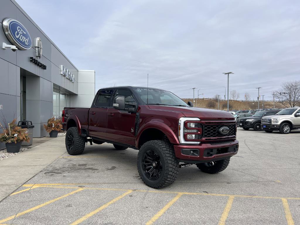 New 2026 Ford F250 Lariat w/ Black Appearance Package image 4