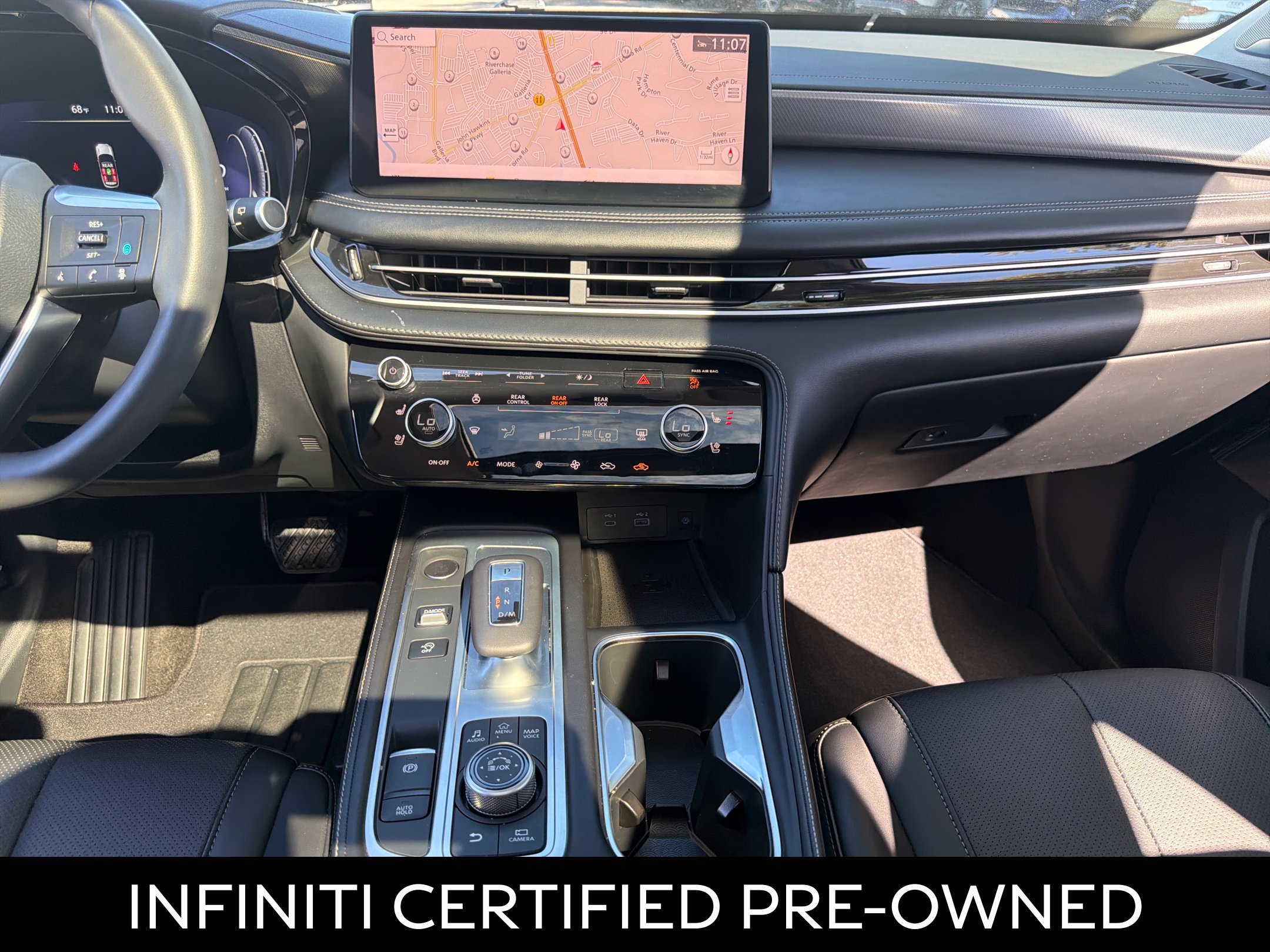 Certified 2025 INFINITI QX60 Luxe w/ Vision Package AWD/4WD image 6
