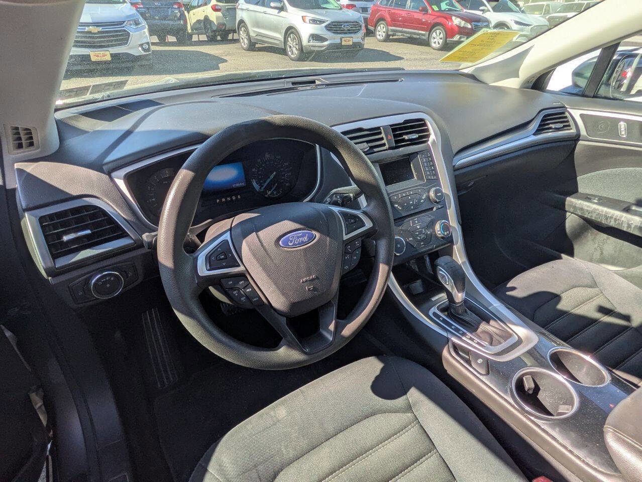 Used 2013 Ford Fusion SE image 7