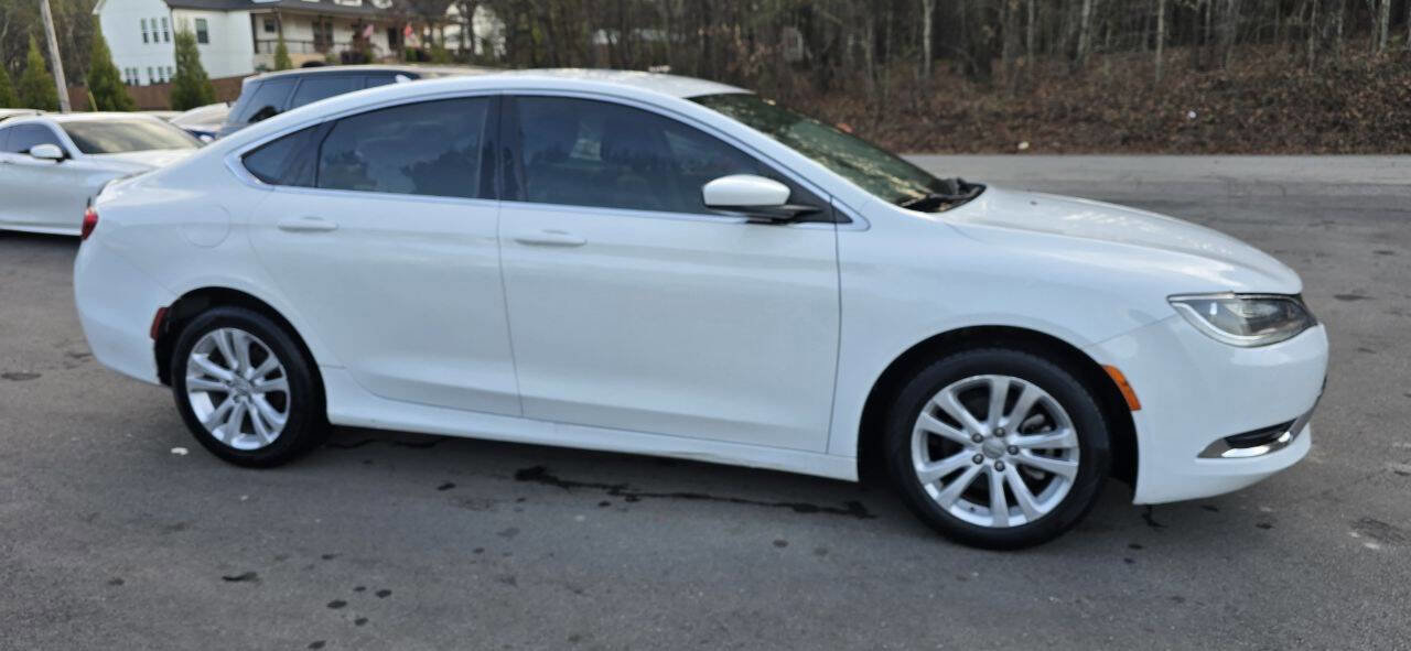 Used 2017 Chrysler 200 Limited Platinum w/ Comfort & Convenience Group image 6