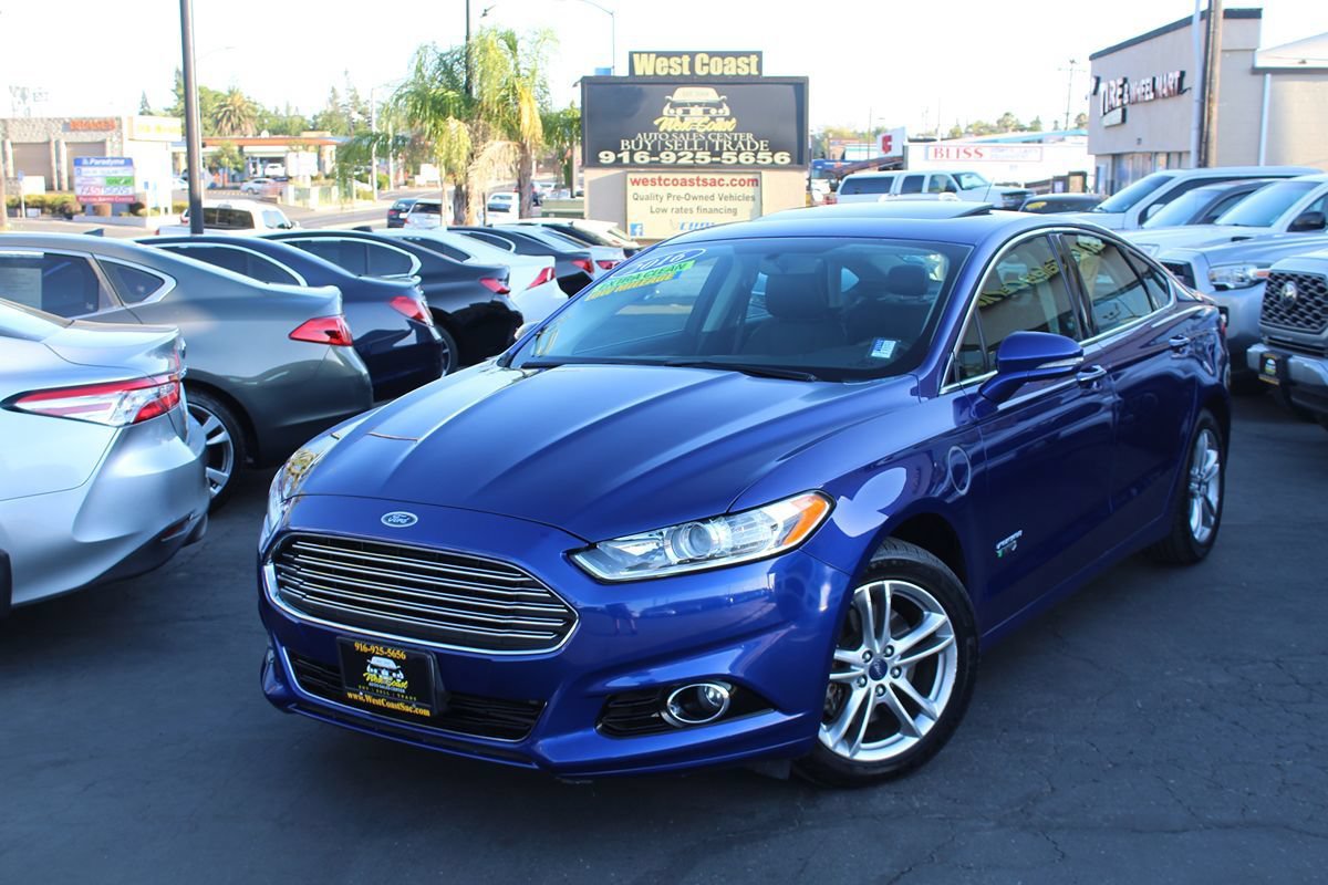 Used 2016 Ford Fusion Energi Titanium FWD image 43