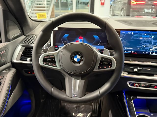 Used 2026 BMW X7 xDrive40i w/ M Sport Package image 15