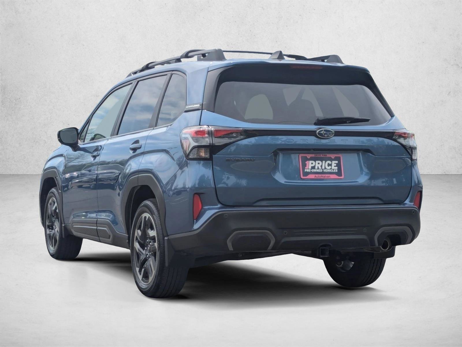 Used 2025 Subaru Forester Limited AWD/4WD image 8
