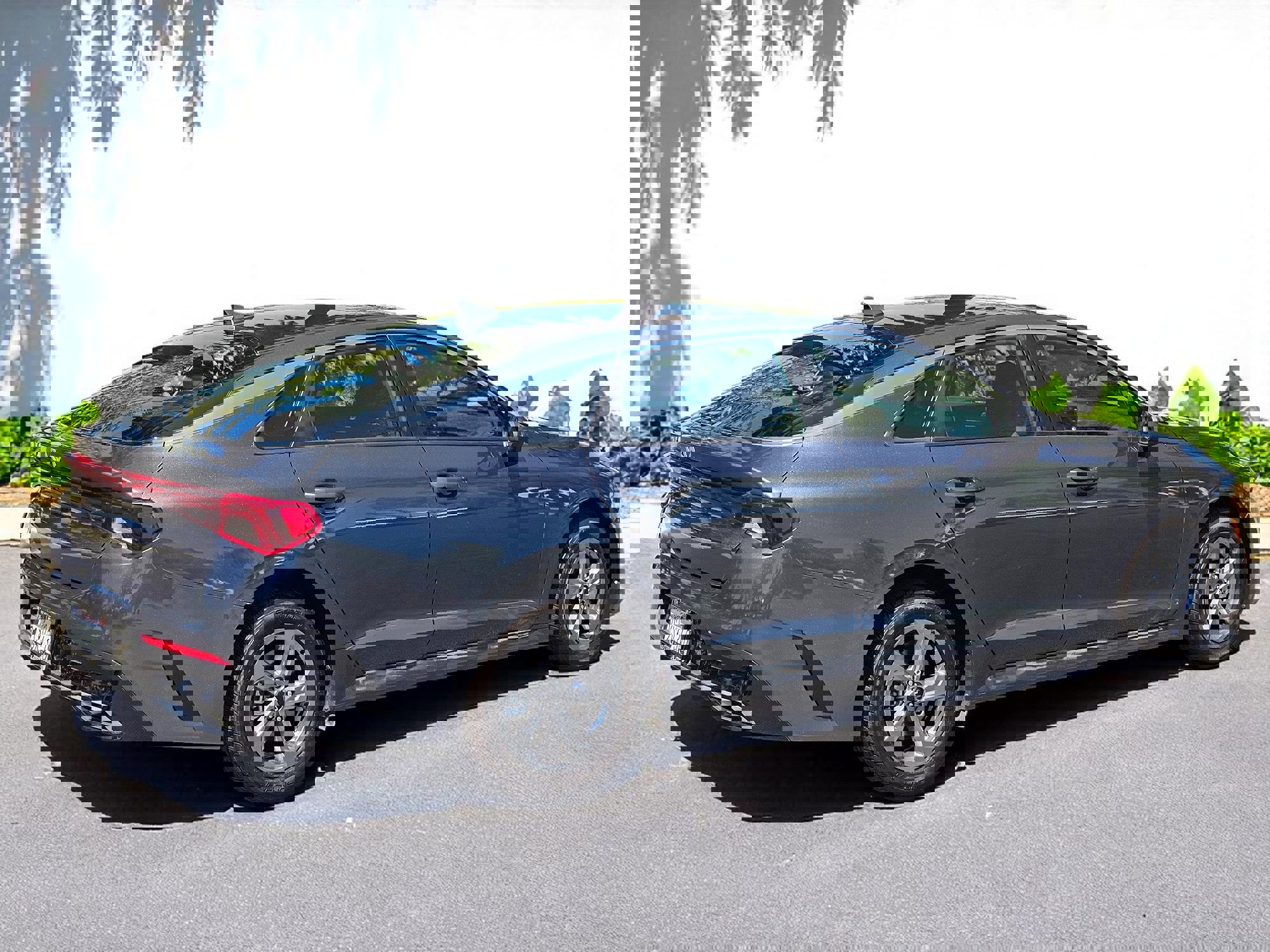 Used 2023 Kia K5 LXS image 2