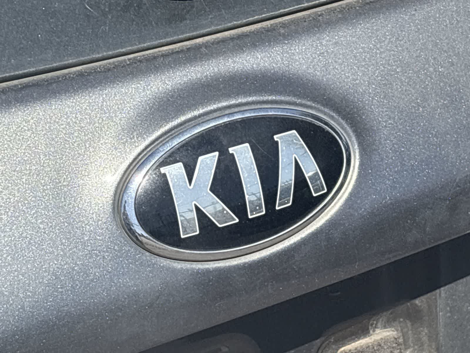 Used 2016 Kia Forte SX FWD image 11