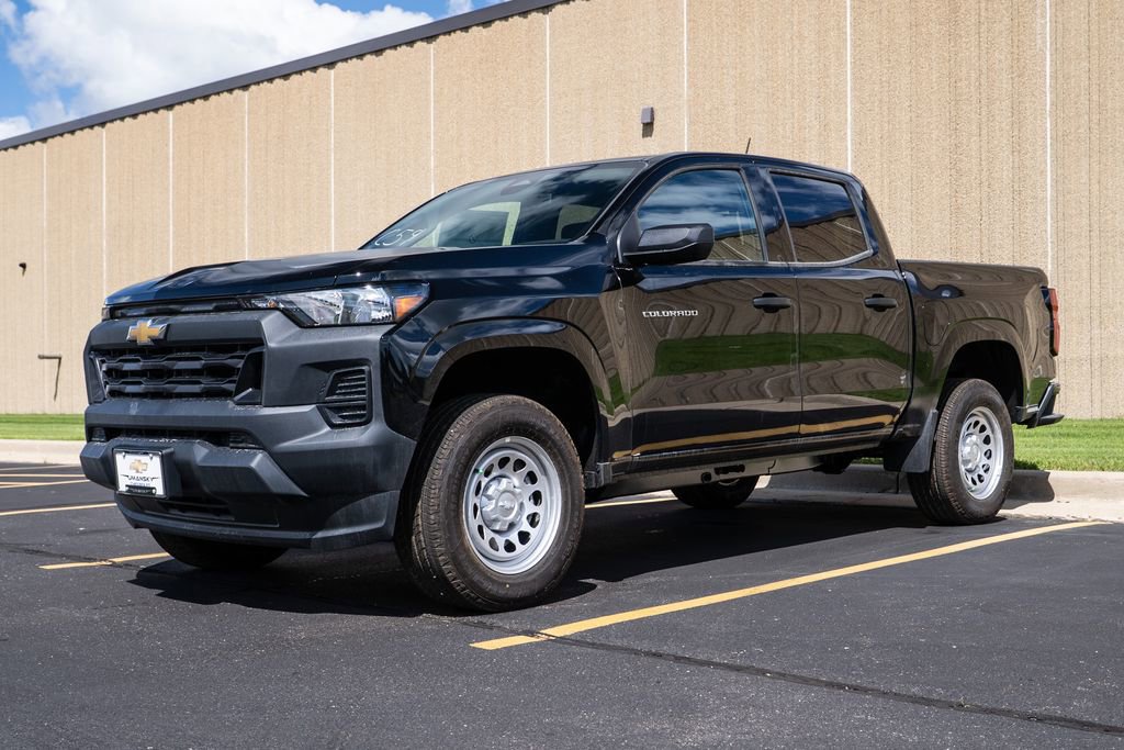 New 2026 Chevrolet Colorado W/T image 4