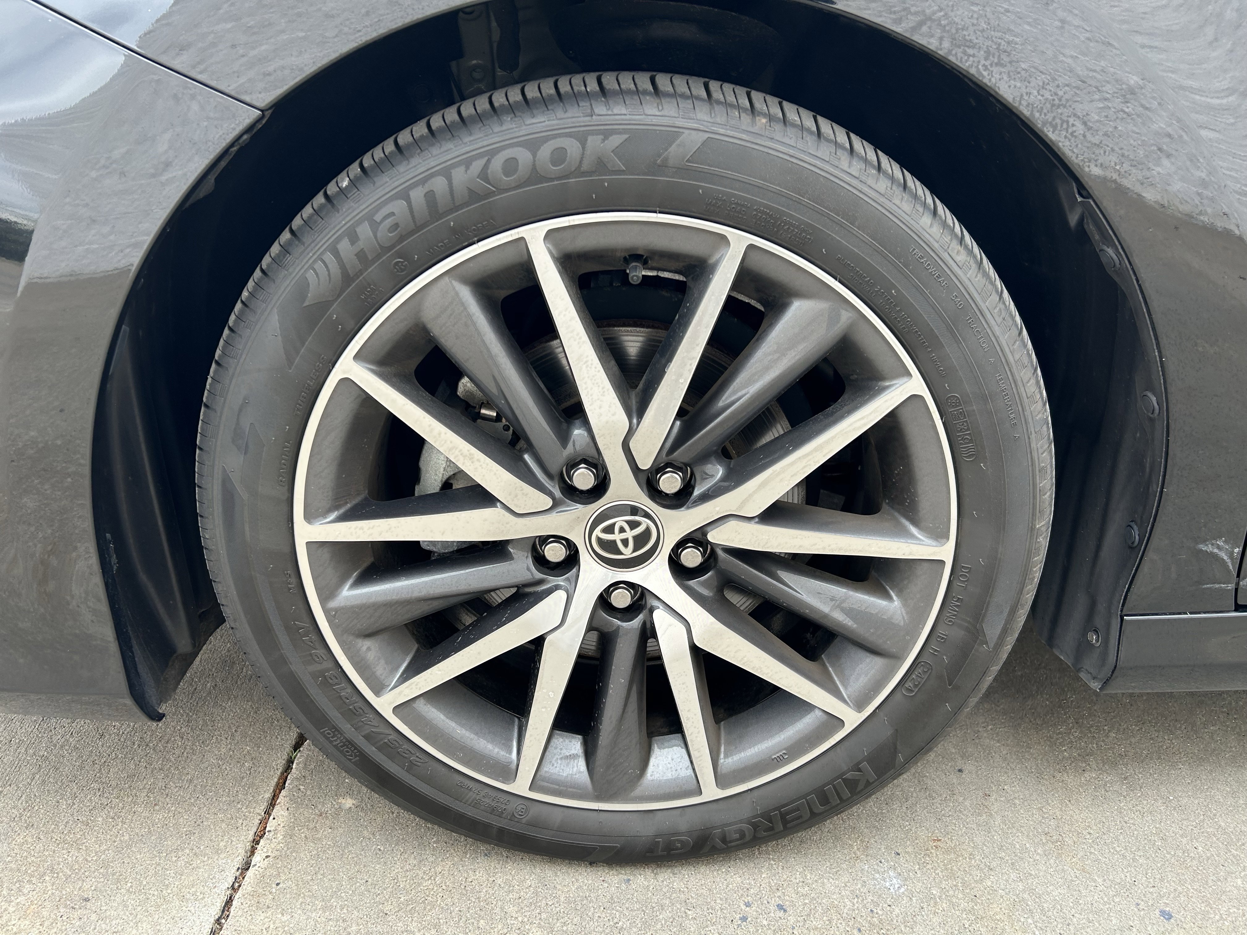 Certified 2022 Toyota Camry XLE FWD image 11