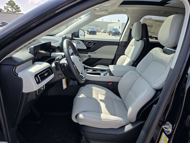 New 2025 Lincoln Aviator Reserve w/ Luxury Package image 8