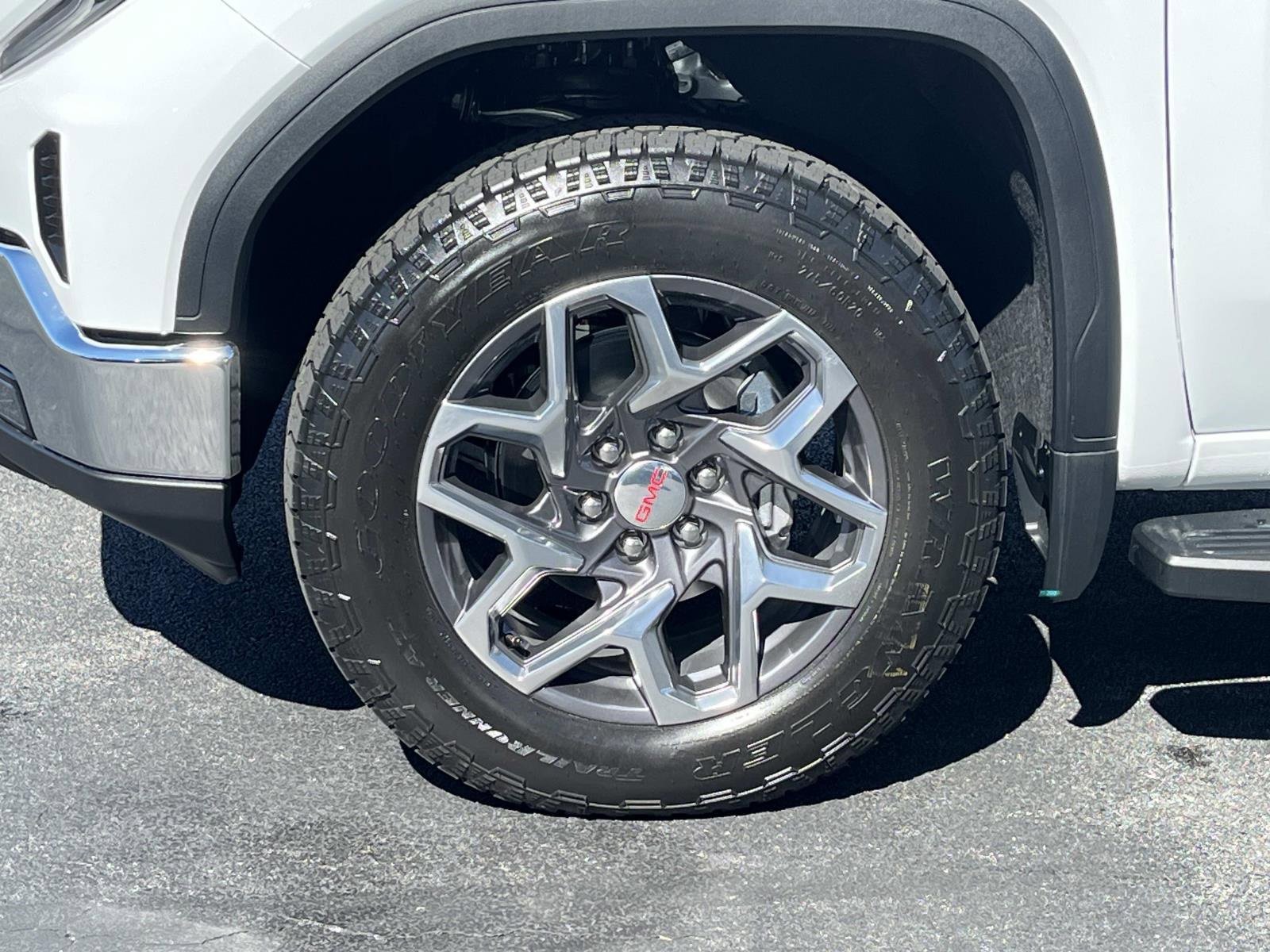 New 2026 GMC Sierra 1500 SLT w/ SLT Premium Plus Package image 13