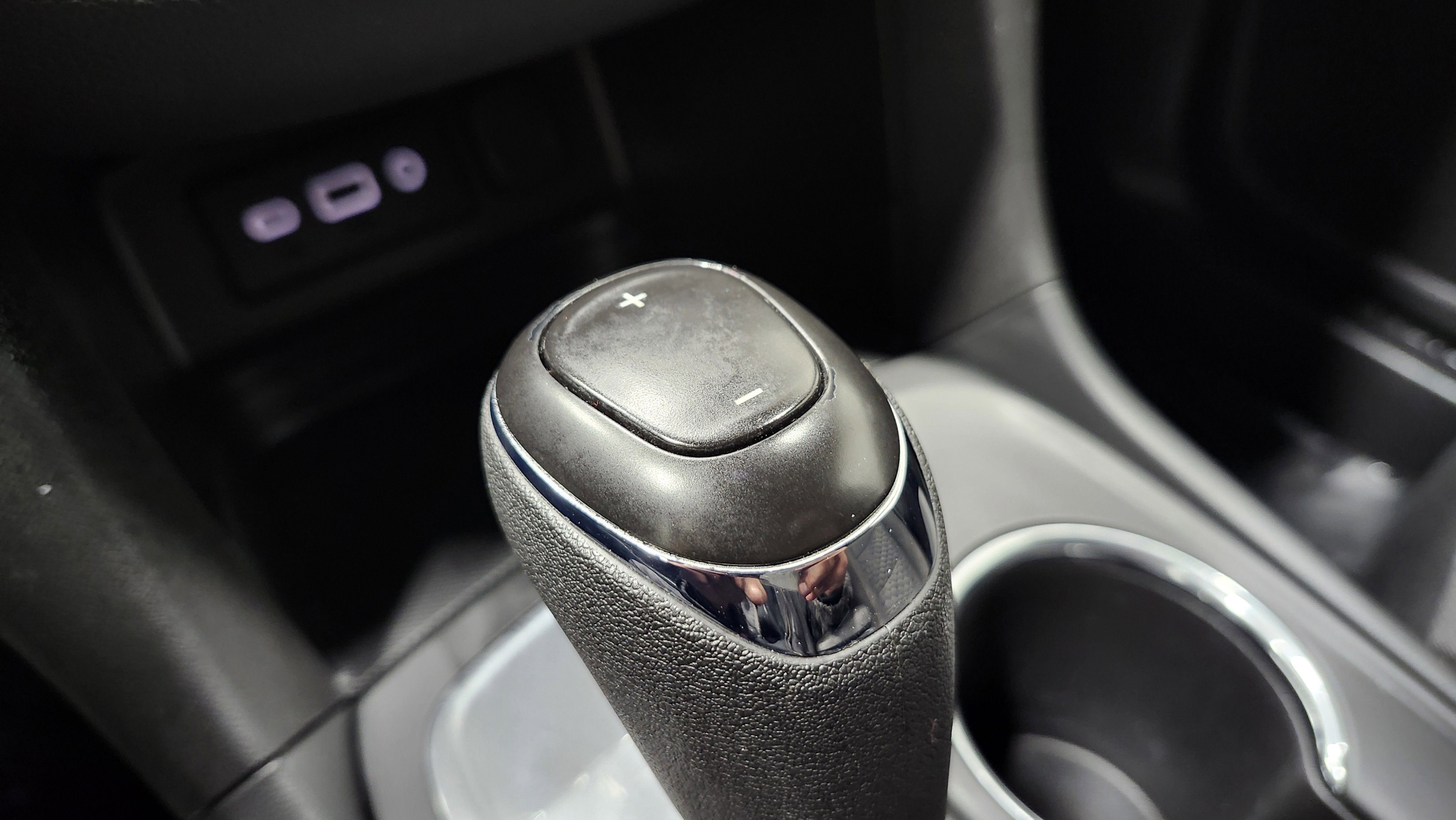 Used 2020 Chevrolet Equinox LT image 9