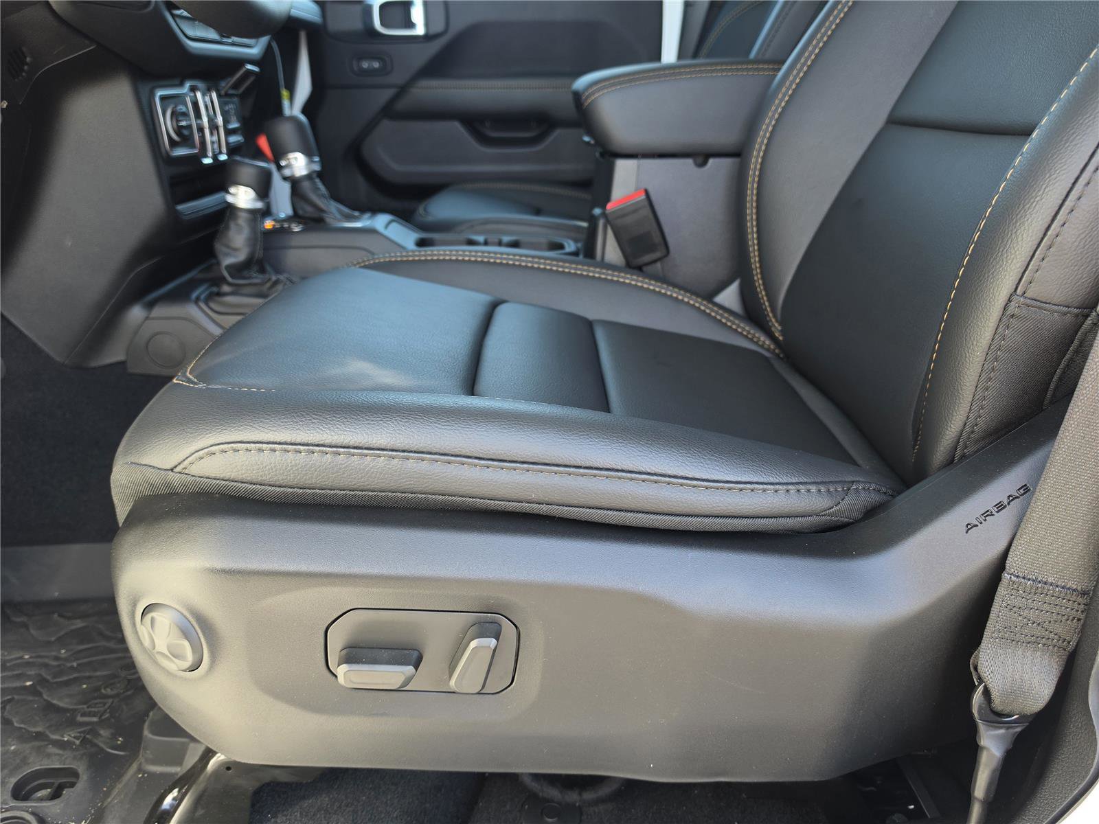 New 2026 Jeep Wrangler Sahara image 17