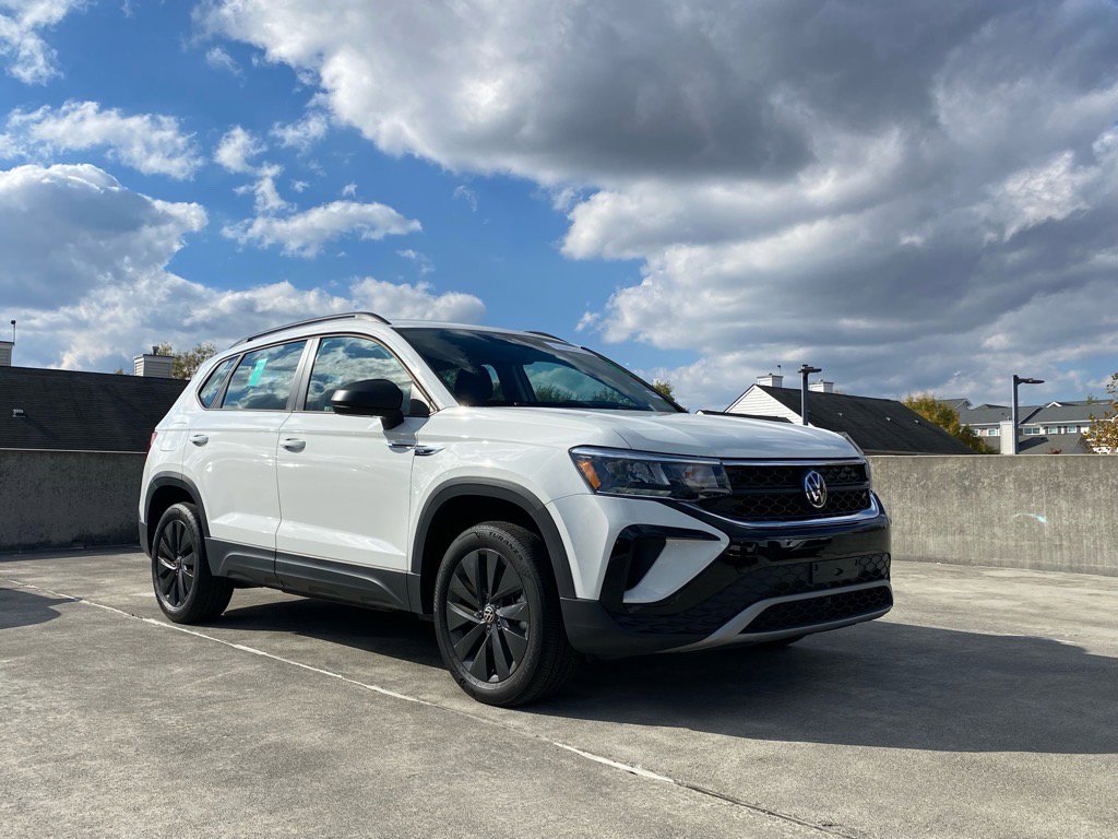 Certified 2024 Volkswagen Taos S