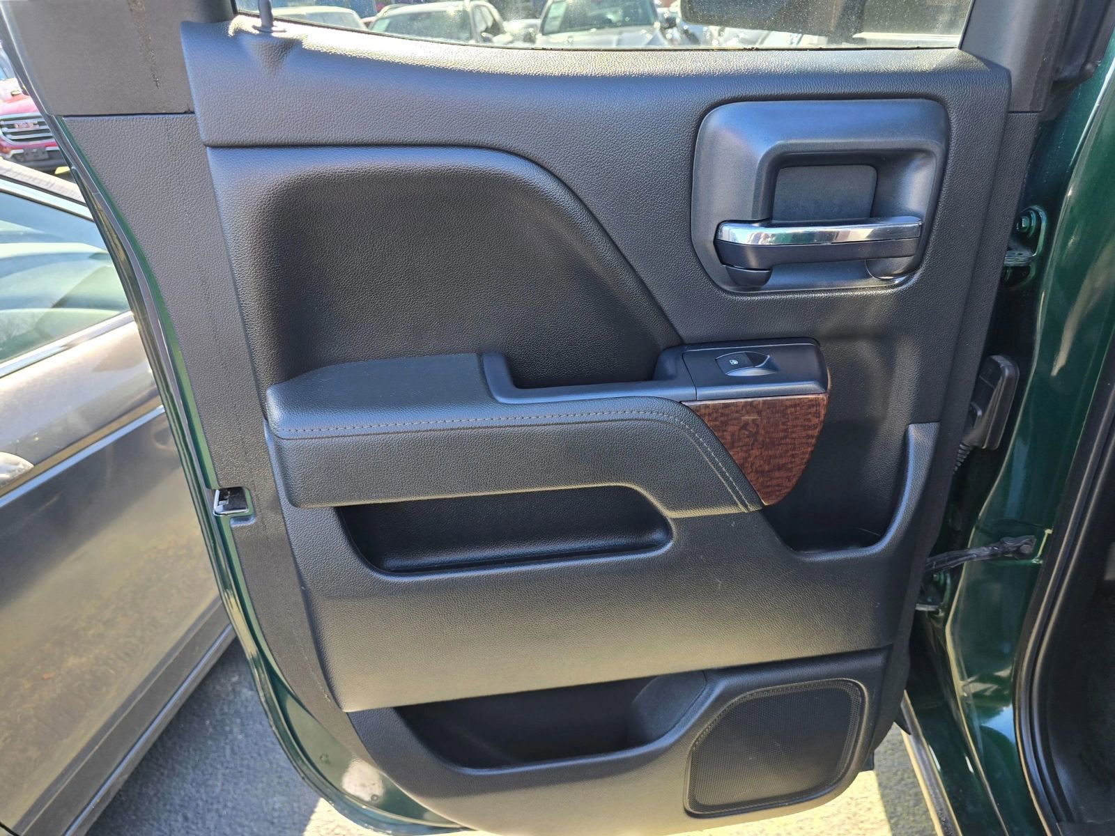 Used 2014 GMC Sierra 1500 SLE w/ SLE Value Package AWD/4WD image 15