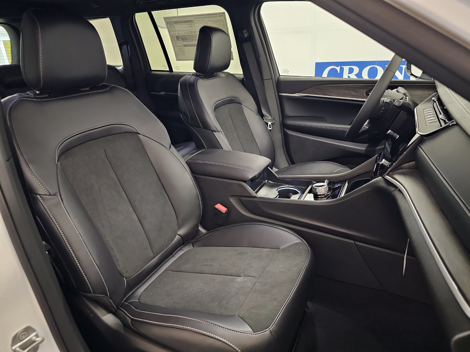 New 2027 Jeep Grand Cherokee 4WD image 26
