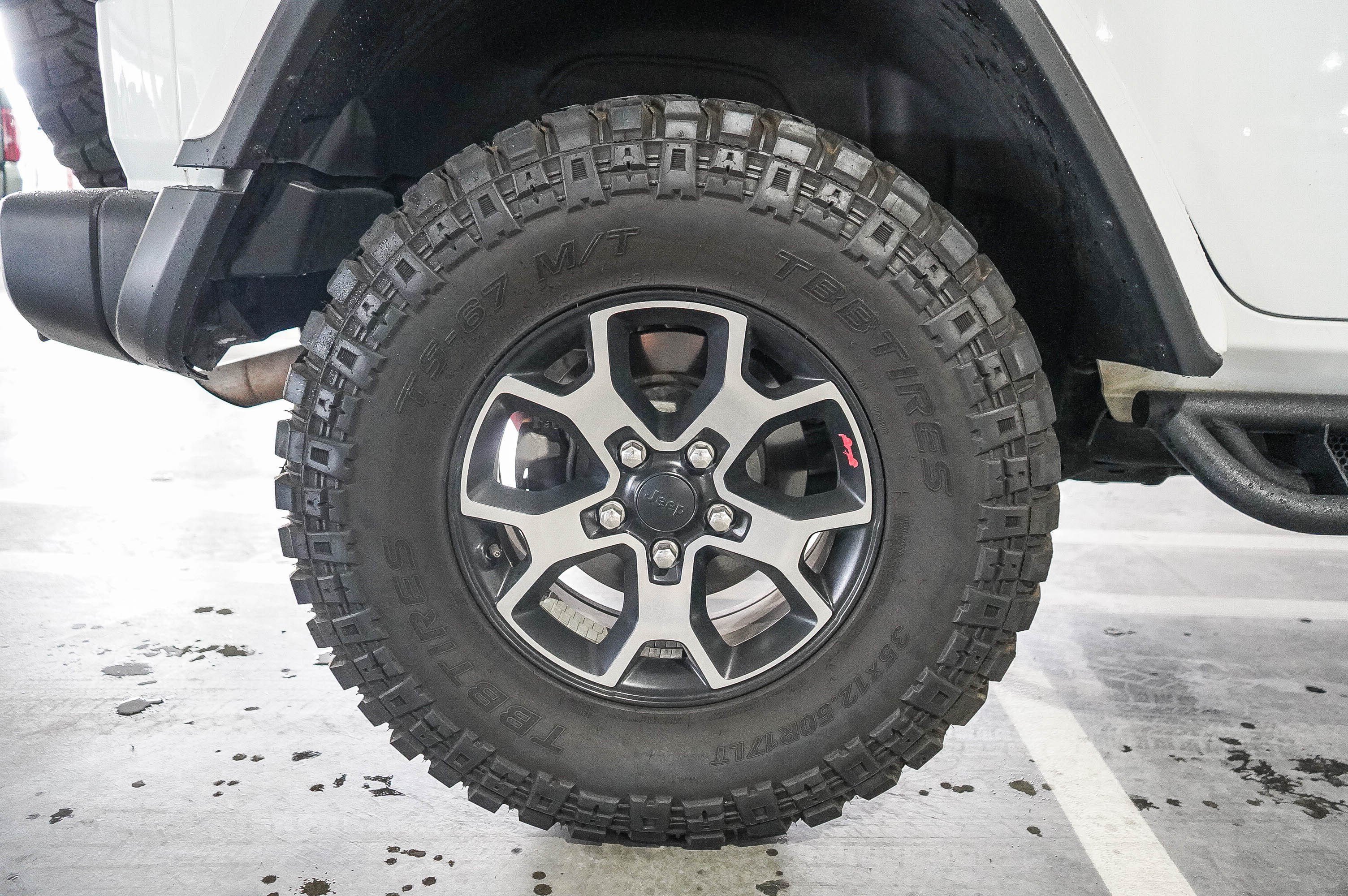 Used 2018 Jeep Wrangler Unlimited Rubicon AWD/4WD image 9