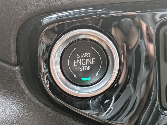 Used 2024 GMC Sierra 2500 SLT w/ SLT Premium Package image 32