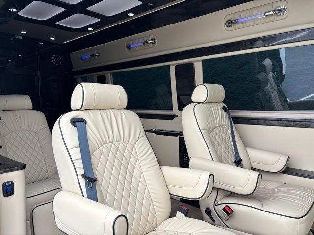 Used 2021 Mercedes-Benz Sprinter 3500 image 43